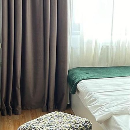 Luxury Studio Ploeszti Zewnętrze zdjęcie