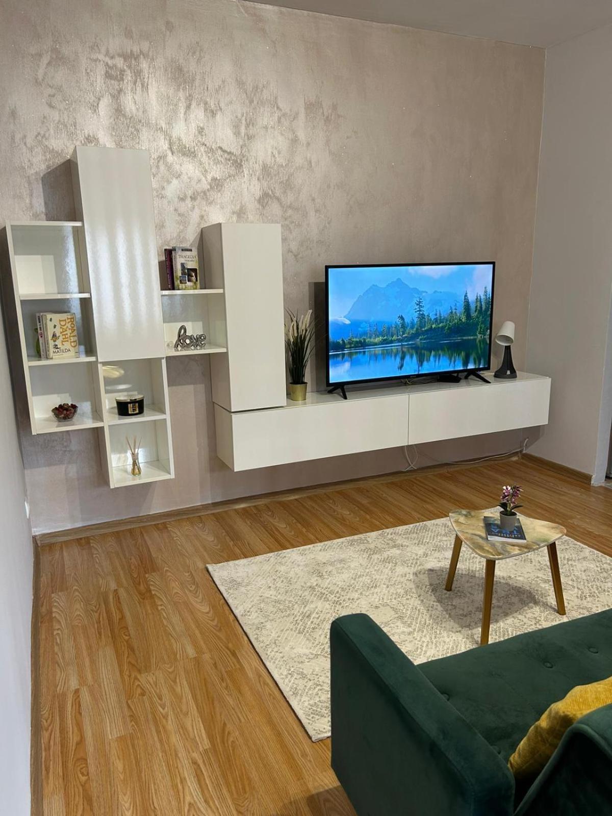 Luxury Studio Ploeszti Zewnętrze zdjęcie